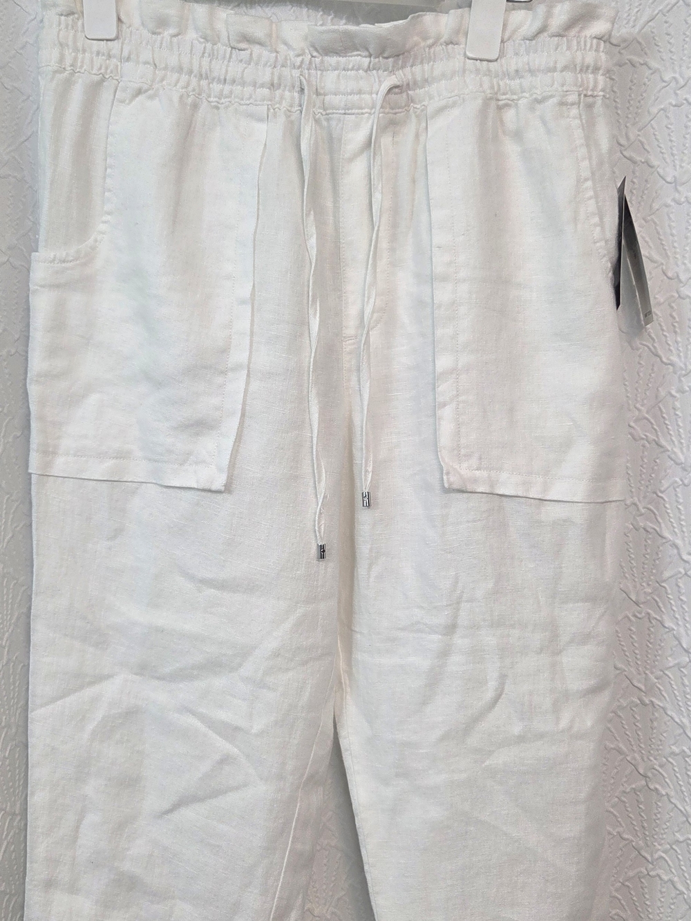 Ralph Lauren Menโs White Linen-Blend Drawstring Shorts